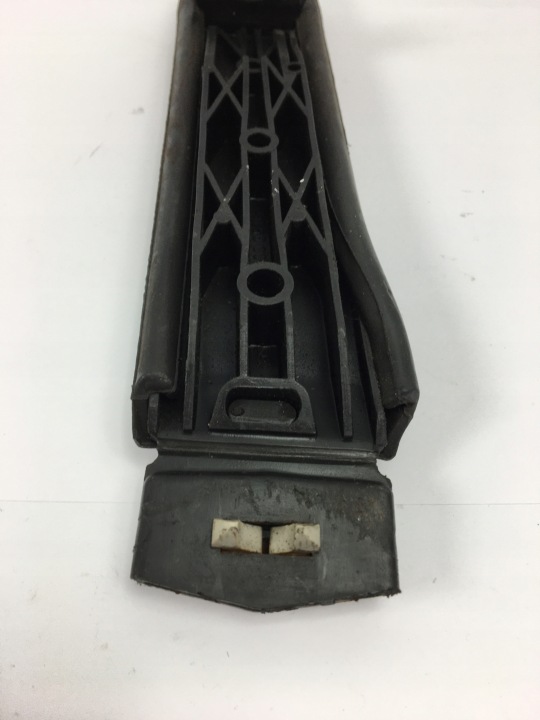 PÉDALE GAZ MERCEDES W124 W126 1263000504