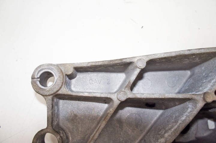 UH221 CHEVROLET CAMARO V 3.6I POIGNÉE SUPPORT MOTEUR X000700 92200274