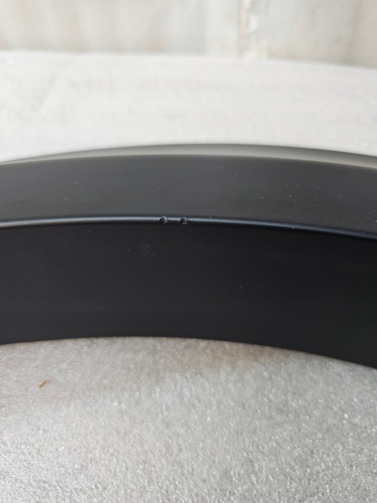 FERRARI PUROSANGUE PORZERZENIE REVÊTEMENT MOULURE PROTECTION PASSAGE DE ROUE ARRIÈRE LH 885762