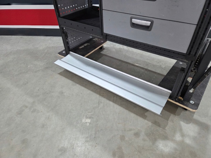 CARROSSERIE DE SERVICE ATELIER TRAFIC VIVARO PRIMASTAR TRANSIT CUSTOM SCUDO