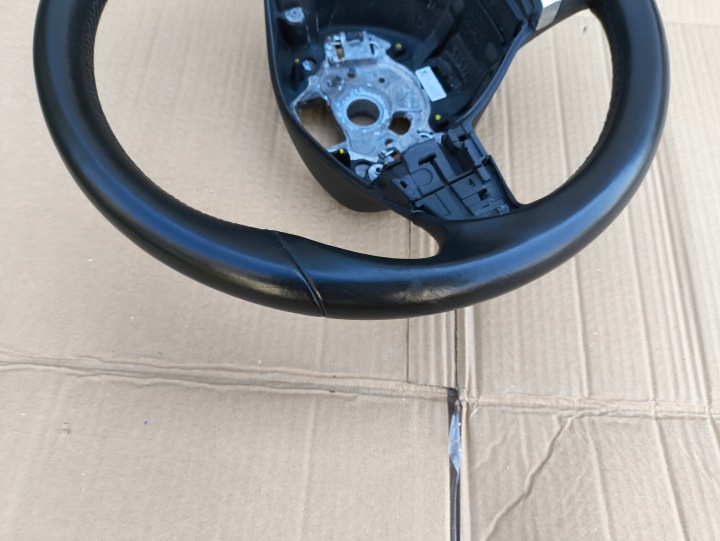 VOLANT VW PASSAT B6 LIFT PASSAT B7 SHARAN 7N