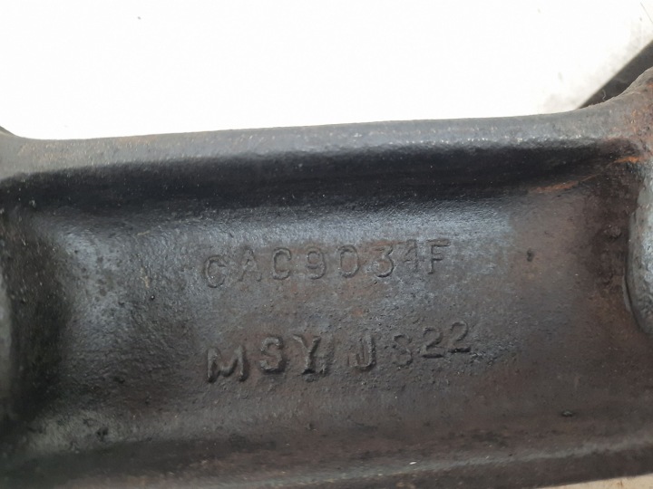 1996 JAGUAR XJ X300 SUPPORT FIXATION GRODZI CENTRALE CAC9034F