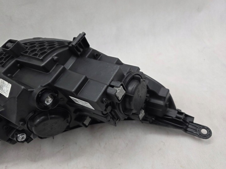 HYUNDAI I30 III 3 LIFT PHARE AVANT GAUCHE LENTILLE ÉCLAIRAGE 92101G4510