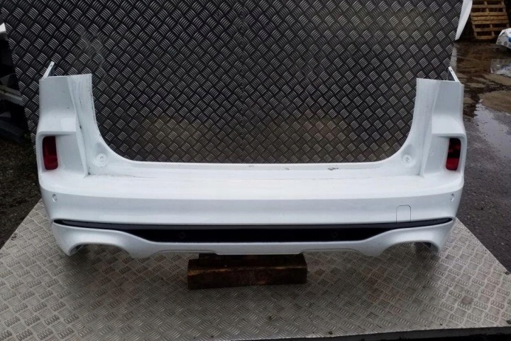 PARE-CHOCS ARRIÈRE FORD KUGA II (DM2) LV4B13B415AC 2.5L 2024