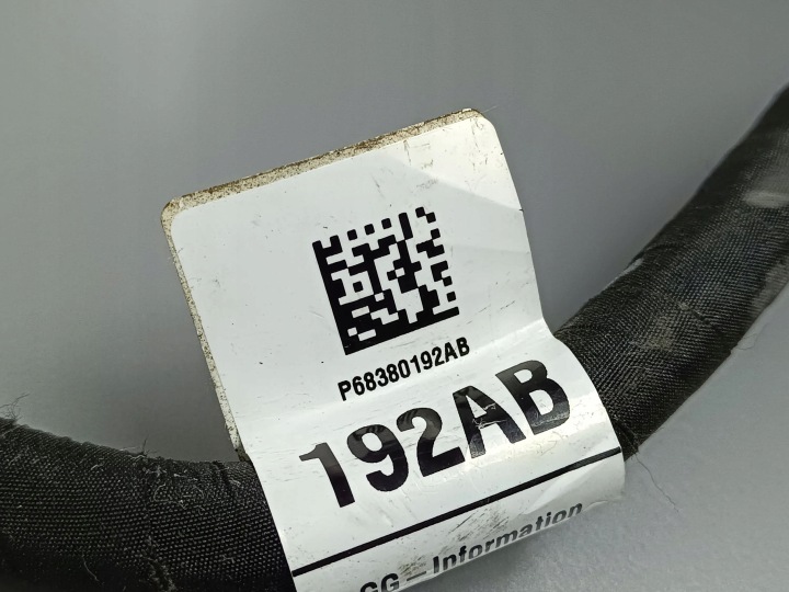 2023 JEEP GRAND CHEROKEE WL SERRE-CÂBLE POSITIVE P68380192AB