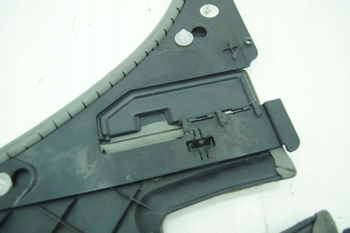 PROTECTION CHARNIÈRES TOITS CLAPET DROITE GAUCHE MERCEDES SL R230 02