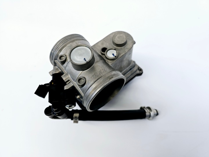 HUSQVARNA 701 SM 701 PAPILLON DES GAZ INJECTEUR INJECTEUR