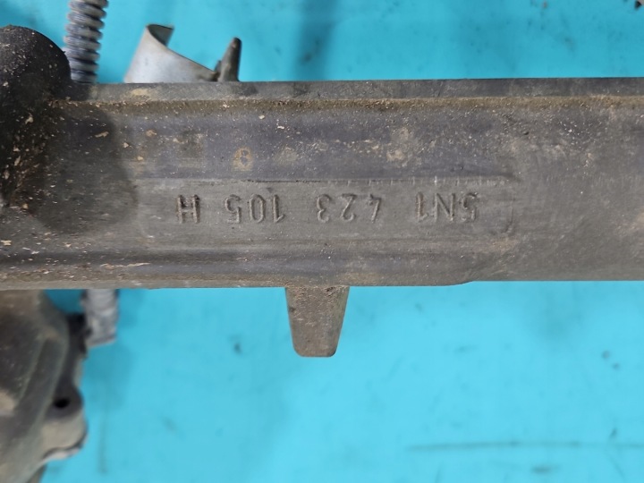 CRÉMAILLÈRE DE DIRECTION CRÉMAILLÈRE DE DIRECTION VW TIGUAN I 07- 5N1423050J