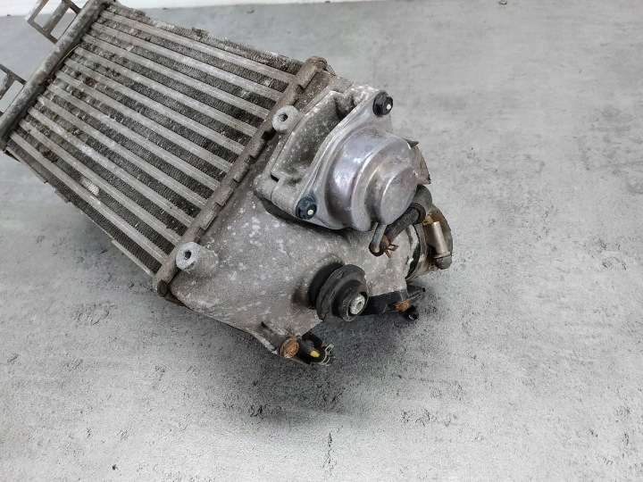 RADIATEUR ÉCHANGEUR AIR-AIR KIA STONIC 28270-04610 1.0 T-GDI