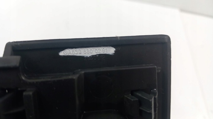 MERCEDES VIANO W639 VAN ÉTAGÈRE CENTRALE CONSOLES BOÎTE À GANTS A6396800291