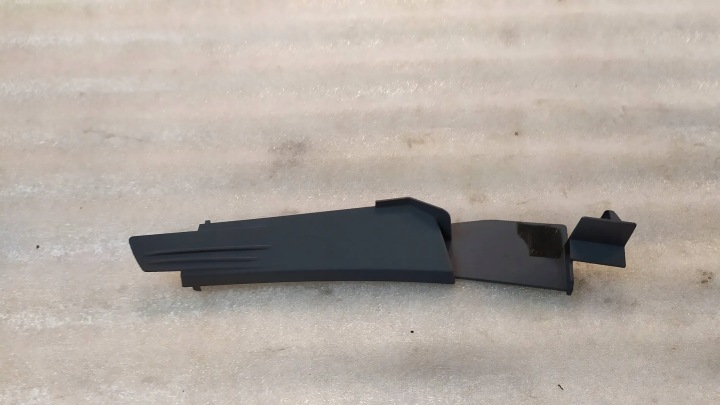 MOULURE GARDE-BOUE DROITE OPEL ZAFIRA B 13142287
