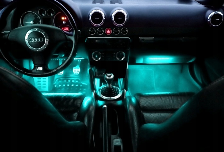 ÉCLAIRAGE VOITURE RGB VOITURES LED 2X12LED COFFRE