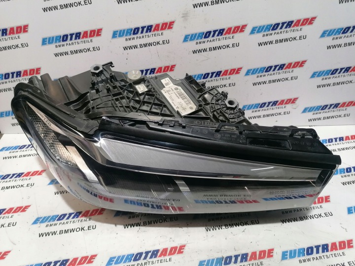 BMW 5 G30 G31 F90 PHARE AVANT DROITE LED 5A26FA4