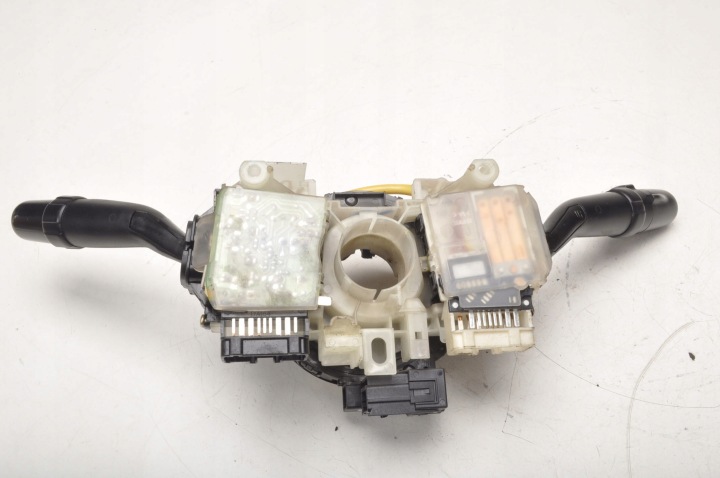 TOYOTA TUNDRA 4.7 COMMUTATEUR COMPOSITE 9KG5648