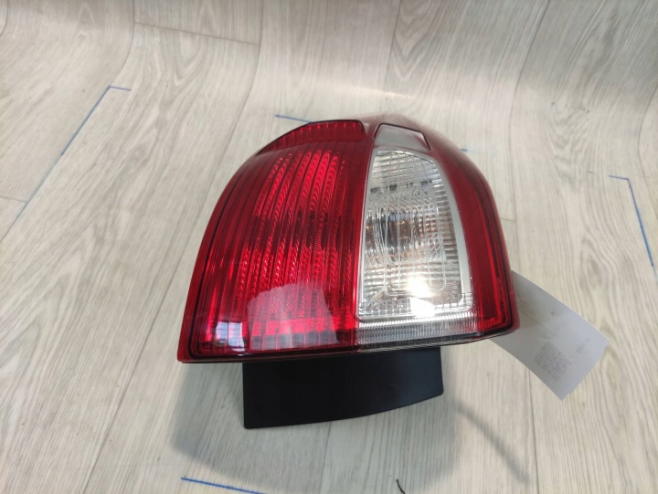 FORD C-MAX MK2 II 10-14 PHARE ARRIÈRE GAUCHE 89079513 EUROPE