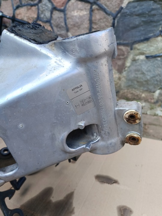 APRILIA RS 125 CHÂSSIS DOCUMENTS 2002ROK