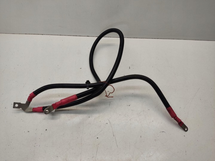 BMW 5 F10 F11 2010 SERRE-CÂBLE POSITIVE 7584683
