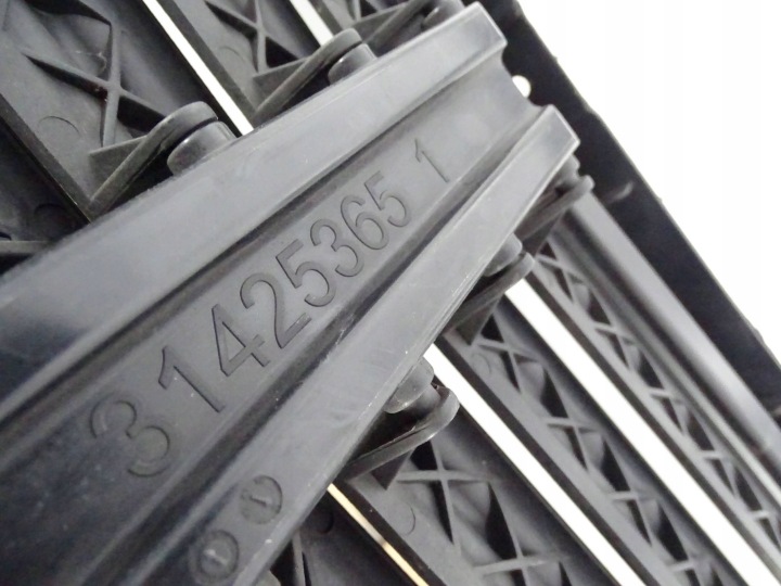 POUTRE DANS PARE-CHOCS AVANT AVANT VOLVO XC60 II /B50