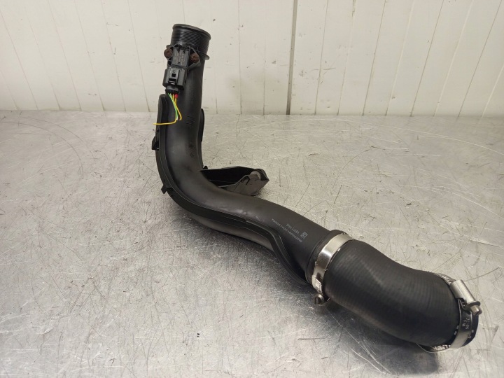 TUYAU TUYAU ÉCHANGEUR D'AIR DE SURALIMENTATION SKODA FABIA SEAT VW AUDI 1.6 TDI 6R0145770A