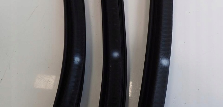 JOINT D'ÉTANCHÉITÉ PORTES AVANT AUDI Q7 4L 4L0831721