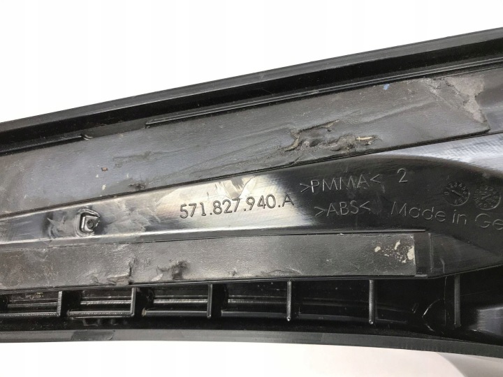 VOLKSWAGEN TIGUAN DROITE SPOILER COUVERCLES DE COFFRE 571827940A