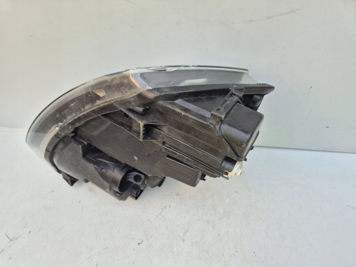 VW POLO 6C1 6R LIFT PHARE AVANT AVANT GAUCHE 6C1941005B ENDOMMAGÉE
