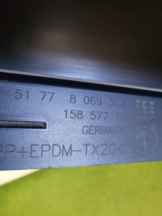 SEUIL DROIT MOULURE SEUIL DROITE BMW 3 G20 G21 MODULE 51778069382 8069382