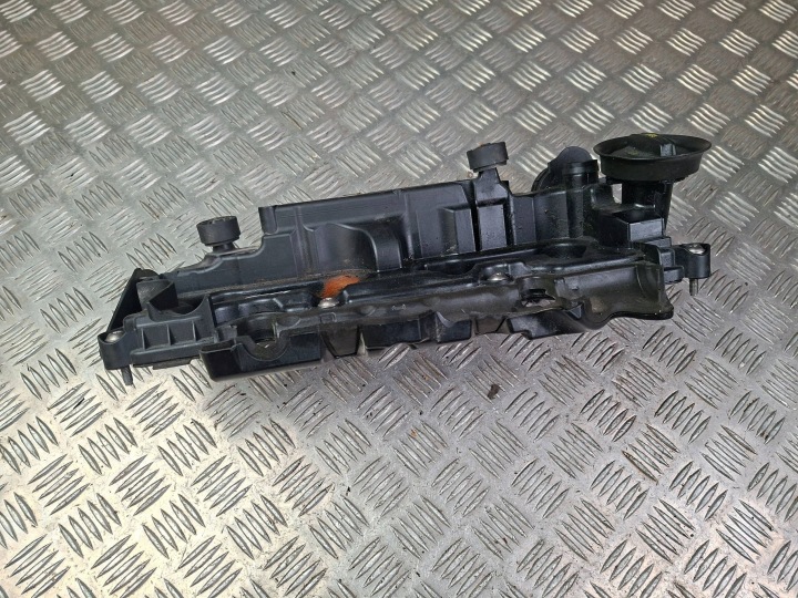 COUVERCLE DE SOUPAPES VW AUDI SKODA 05L103469D AVEC 2021R