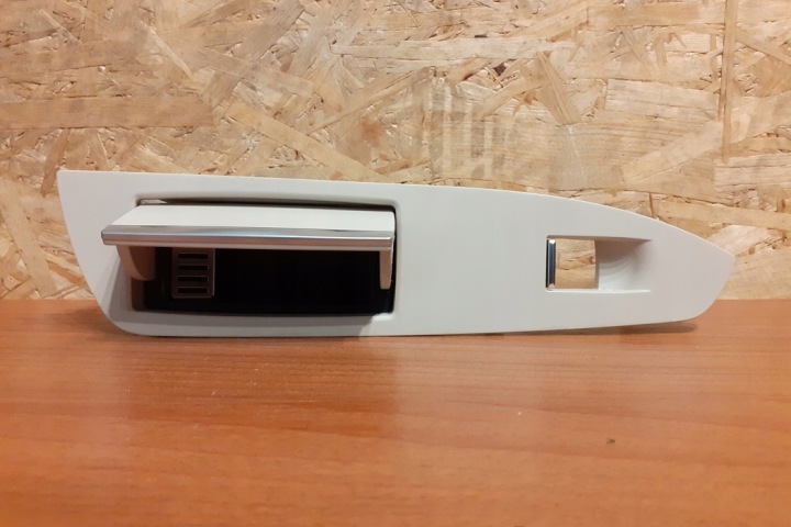CENDRIER BMW 7 (F01, F02) 9116337 2015