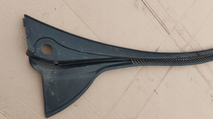 SEAT ALTEA LEON II DOUBLURE DE PASSAGE DE ROUE 1P0853185B 04-09R