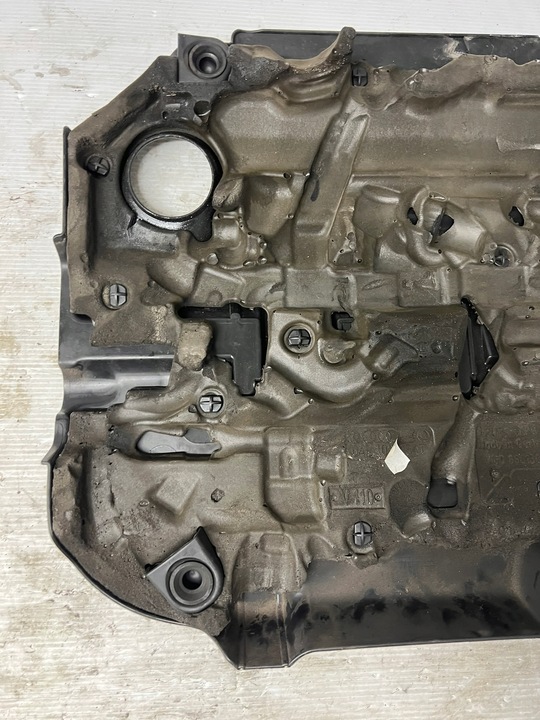 PROTECTION COVERING ENGINE VW TIGUAN II 2.0 TDI 04L103954 photo 6 - milautoparts-fr.ukrlive.com