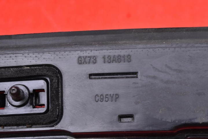 FEUX DE STOP STOP GX73-13A613 JAGUAR XE X760 14-19