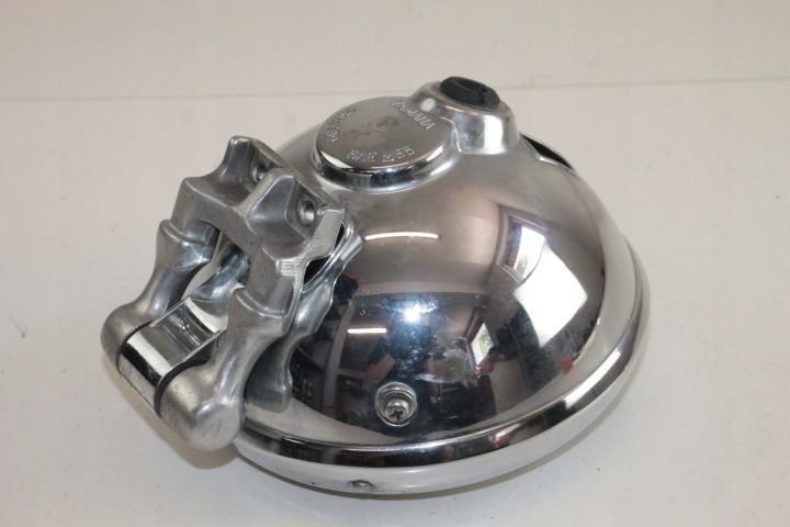YAMAHA XV 750 VIRAGO PHARE AVANT PROJECTEUR FIXATION