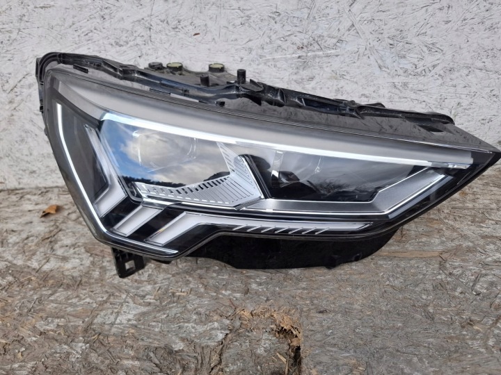 AUDI Q3 2019-25 ANNÉE 83A941036 PHARE DROITE MATRIX