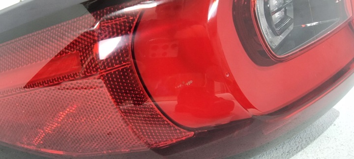 PHARE GAUCHE ARRIÈRE ARRIÈRE MAZDA CX80 CX-80 24-