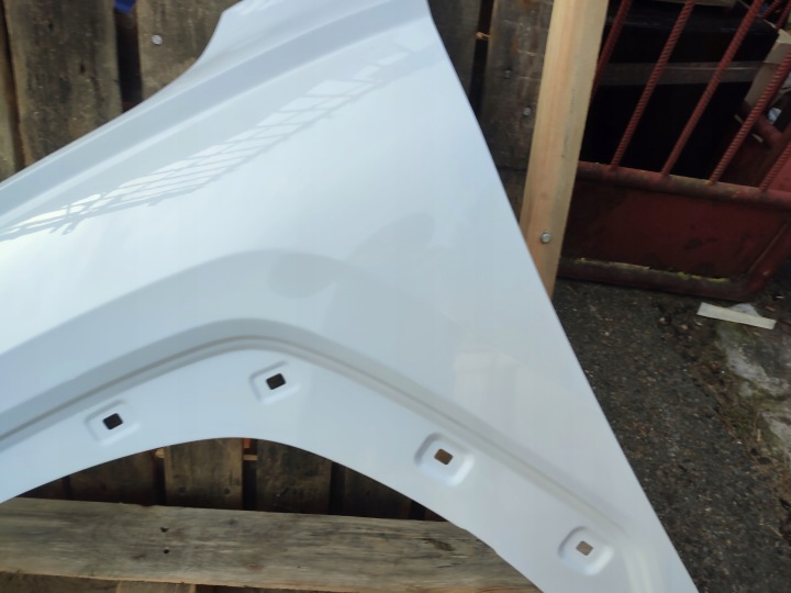 AILE GAUCHE ACIER HYUNDAI TUCSON NX4 IV 4 10.20R- MODÈLE KOREA PEINTURE PYW