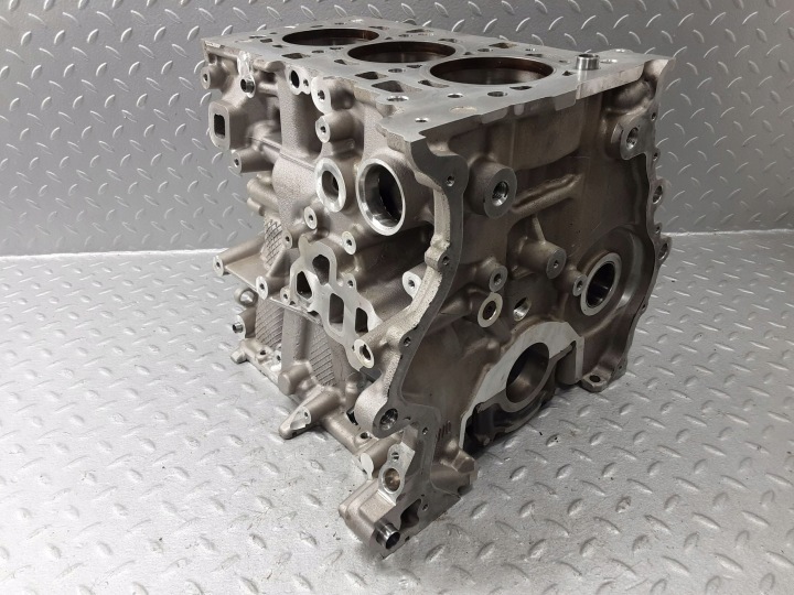 BLOC MOTEUR BMW X1 F48 F49 B38A15A