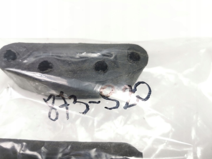 SUPPORT SILENCIEUX AVANT CENTRAL KONCOWGO POLONEZ ATU, POLONEZ 873-920