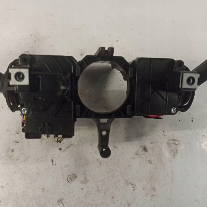 SKODA FABIA IV COMMUTATEUR COMPOSITE 2Q0953521AB