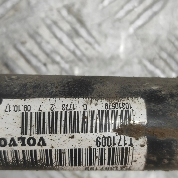 DEMI-ARBRE AVANT DROITE VOLVO V40 CROSS COUNTRY (526) 31367199 2.0L DIESEL