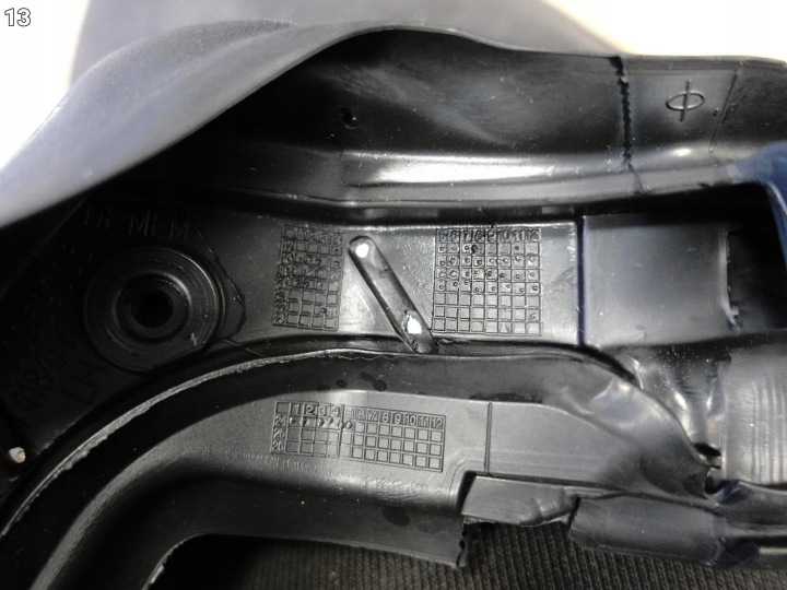 FERRARI PORTOFINO F164 17-23 JOINT D'ÉTANCHÉITÉ MOULURE PARE-BRISE AVANT