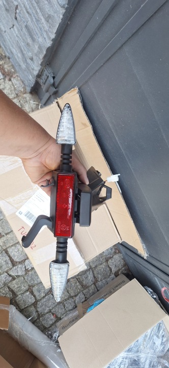 APRILIA TUONO 660 FACTORY RS 2023 FIXATION NUMÉROS