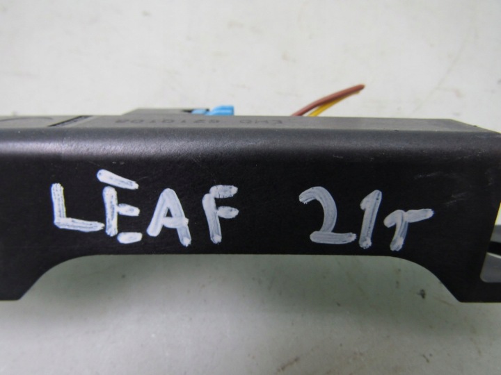 LEAF II ZE1 21R MODULE ANTENNES KEYLESS AMPLIFICATEUR D'ANTENNE ANTENNE 6210108