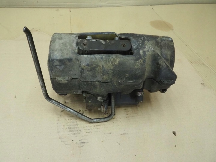 CITROEN C5 I LIFT 2.0HDI POMPE AMPLIFICATEUR 9682185480