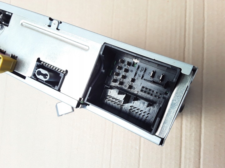 UNITÉ LECTEUR DE CARTE KART SD RADIO MIB2 STD VW GOLF VII GTD 3Q0035874A