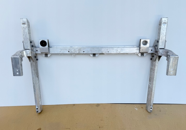 PANNEAU AVANT POUTRE RADIATEURS MERCEDES B-KLASA W246