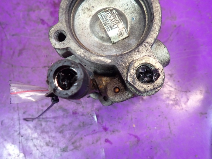 RENAULT SCENIC I 99-03 1.9 DCI POMPE AMPLIFICATEUR 7700417308 7700415198