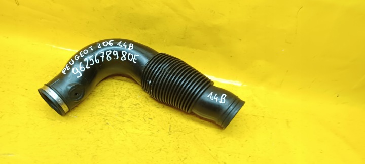 TUYAU CONDUIT D'AIR AIR PEUGEOT 26 1,4B 9625678980E