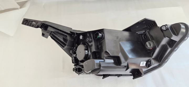 PHARE GAUCHE AVANT HYUNDAI I20 III 2021- 92101-Q0000 ORDINAIRE