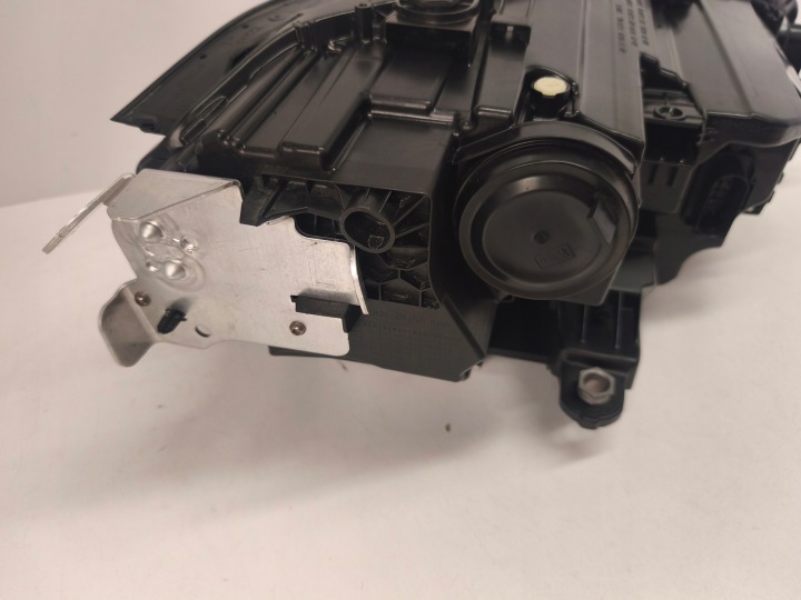 PHARE GAUCHE COMPLET LED SKODA SUPERB IV 3P1941015B